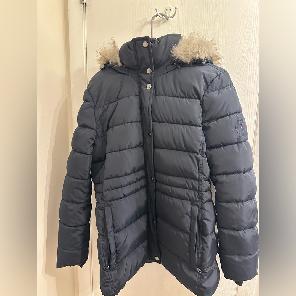 Tommy Hilfiger Navy Puffer Jacket with Faux Fur Trim women’s Large